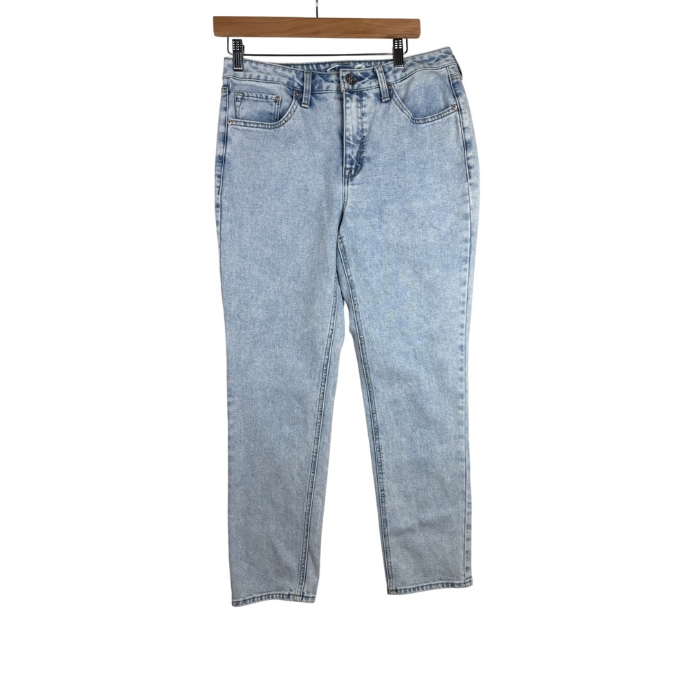 Seven7 Slim Straight Jeans size 6 Light Blue Wash‎